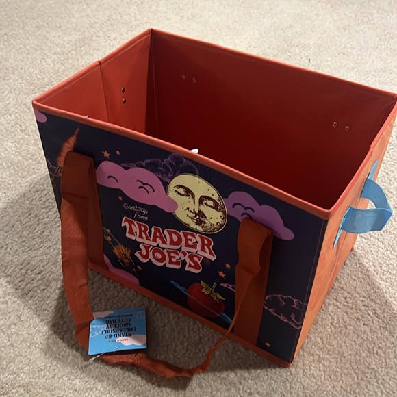 NWT Trader Joe’s Stand-Up Collapsible Grocery Tote Bag - Picture 2 of 6